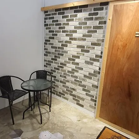 Tiny Home Miri Exterior photo