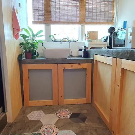 Tiny Home Miri Exterior photo