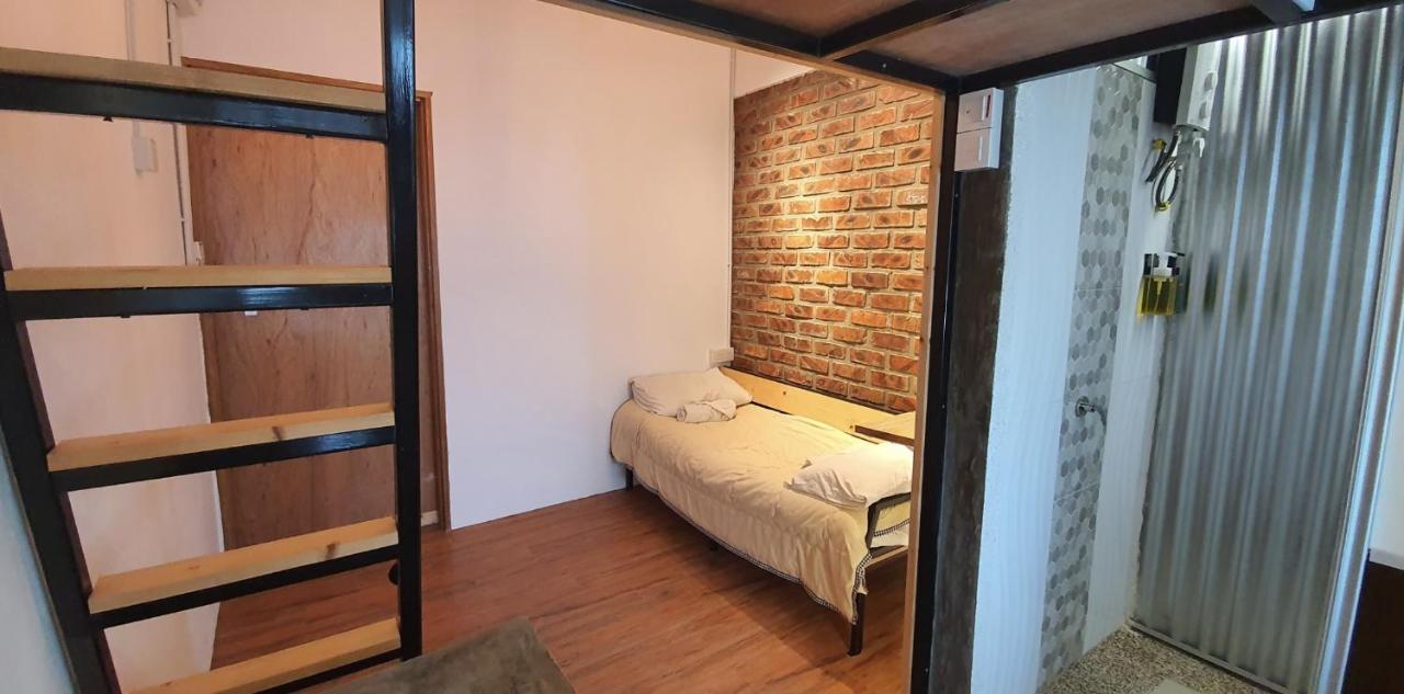 Tiny Homestay *